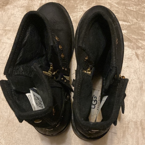 Ugg Fabrizia Studded Moto Boots Black Suede Leather gold rivets - Picture 4 of 7